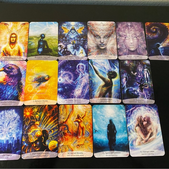 Sacred Spirit Reading Cards by Anna Stark - Picture 6 of 7